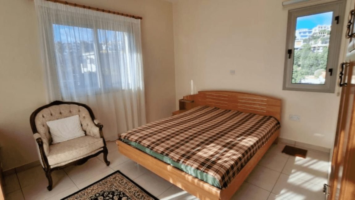 Окрема вілла з 4 спальнями в районі Гробниць Царів