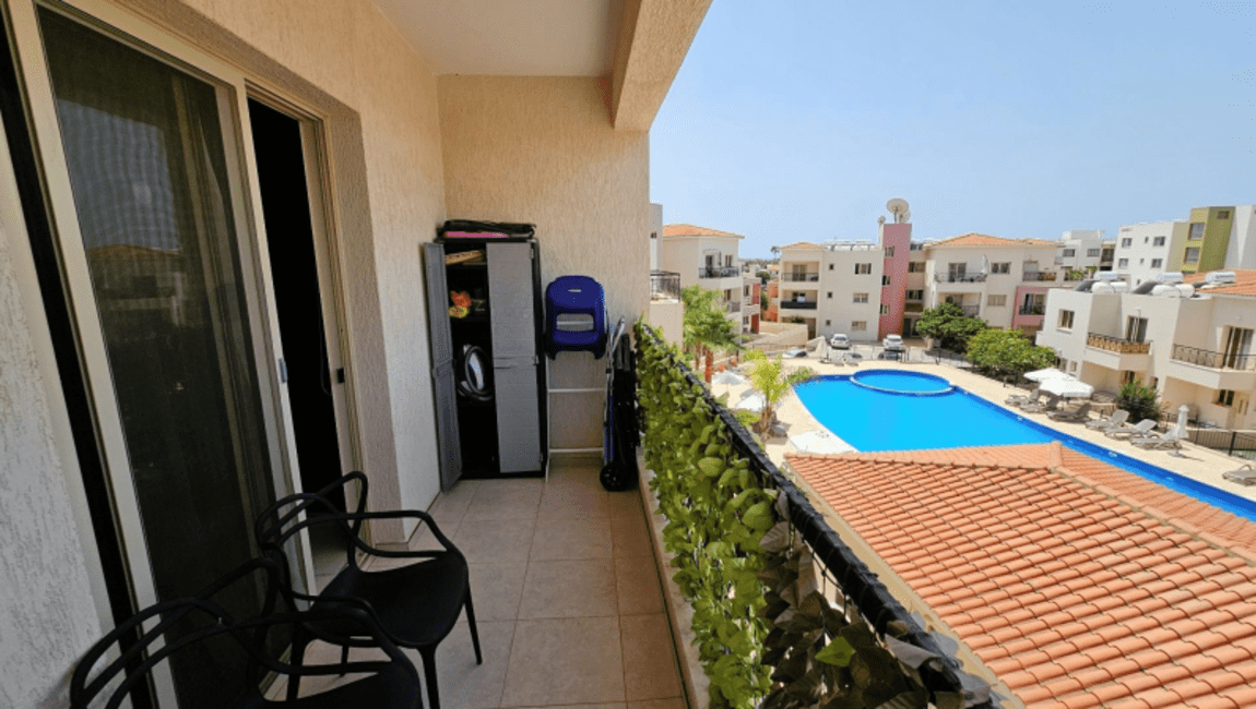 2 bedroom apartment for sale in Tomb of the Kings