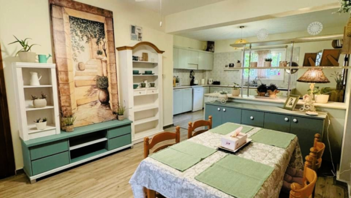 Гарна квартира з 2 спальнями у Пеї