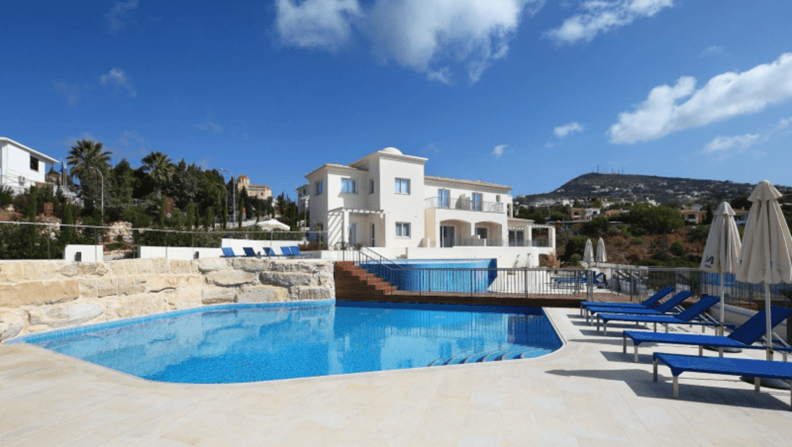 Domus Apartments