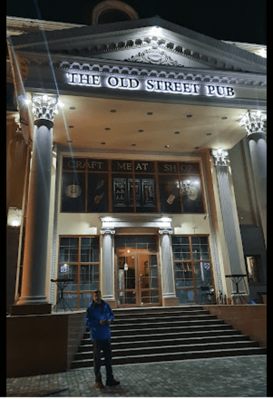 The Old Street Pub