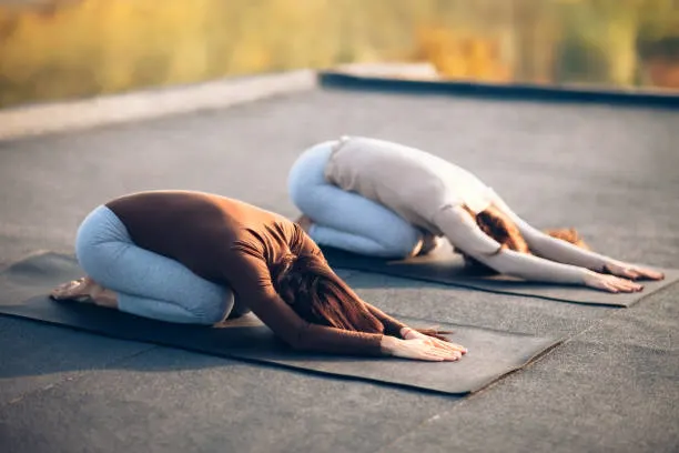 Kamar dard ke liye Yoga-A natural Remedy