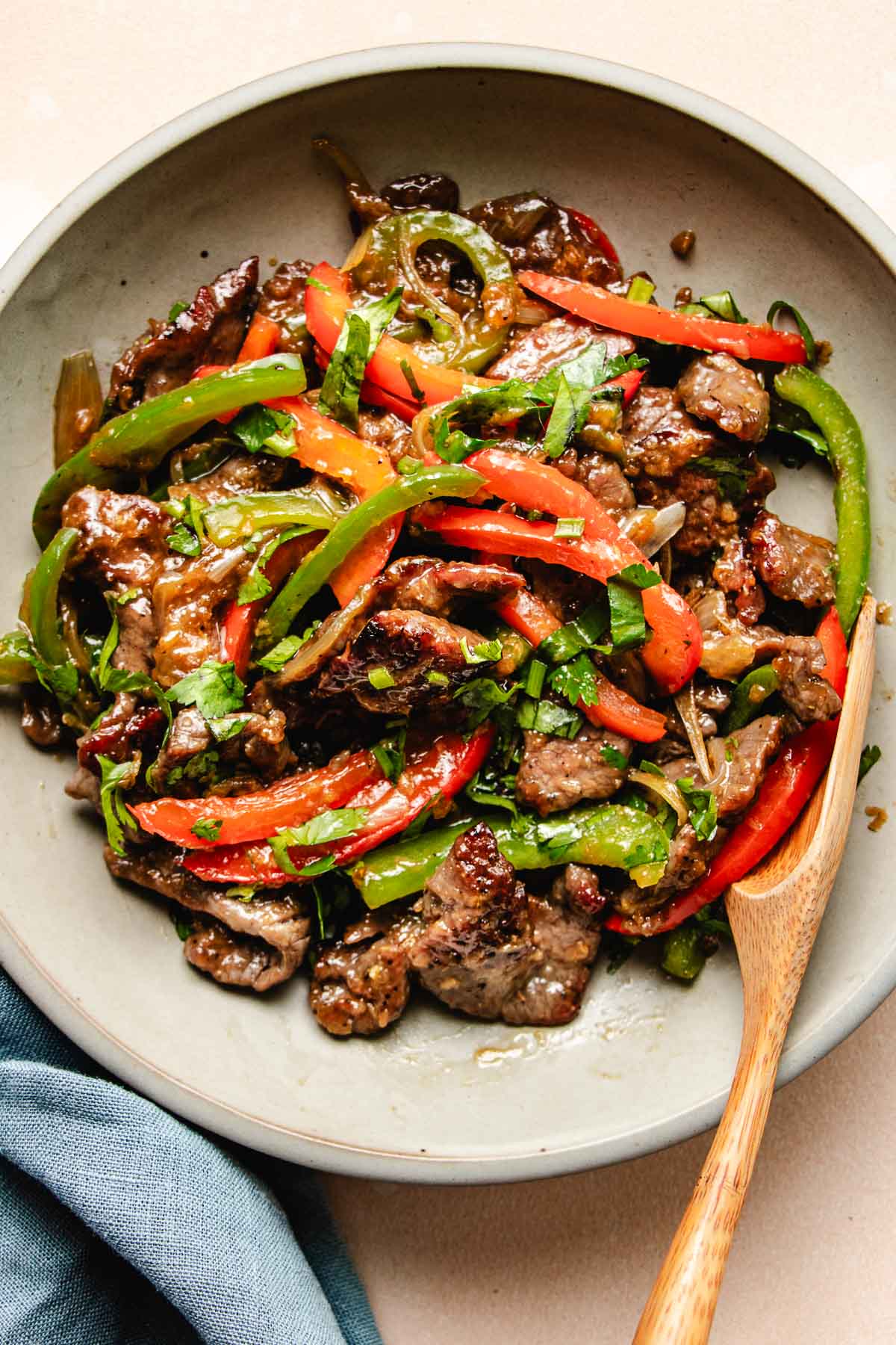 Shredded Beef with Green Pepper in Oyster Sauce