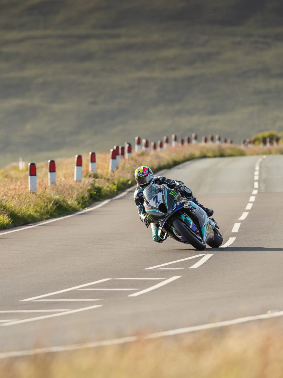 2024 IOM TT RACER (2)