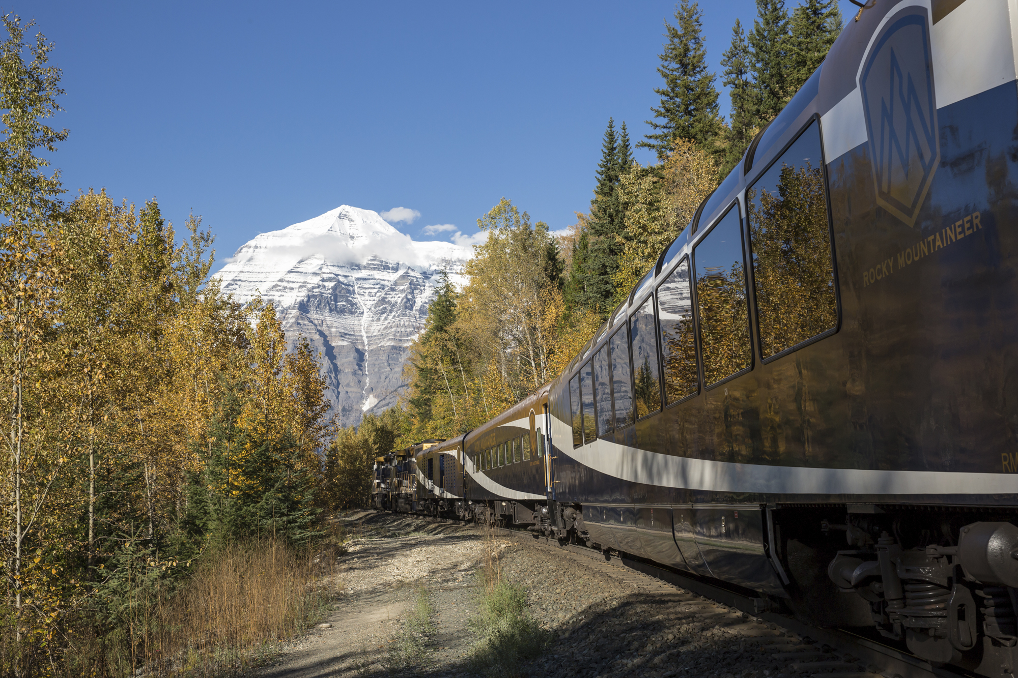 Rocky Mountaineer - Classic Rocky Mountains Rail Adventure
