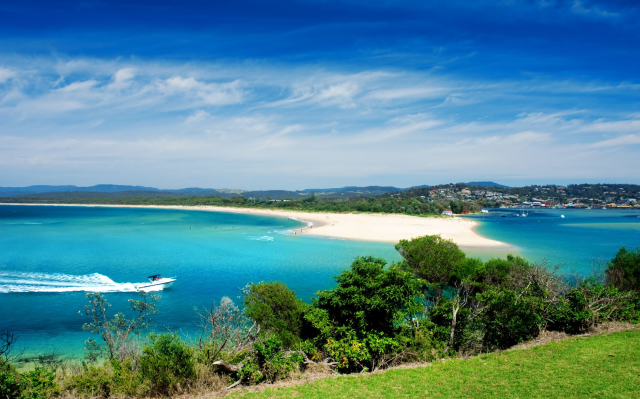 Melbourne to Sydney Coastal Adventure