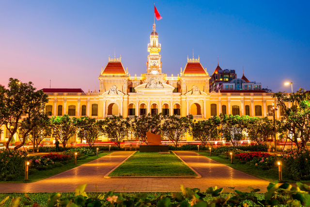 Vietnam City & Beach