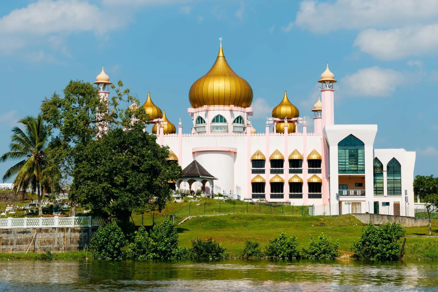Kuching holidays