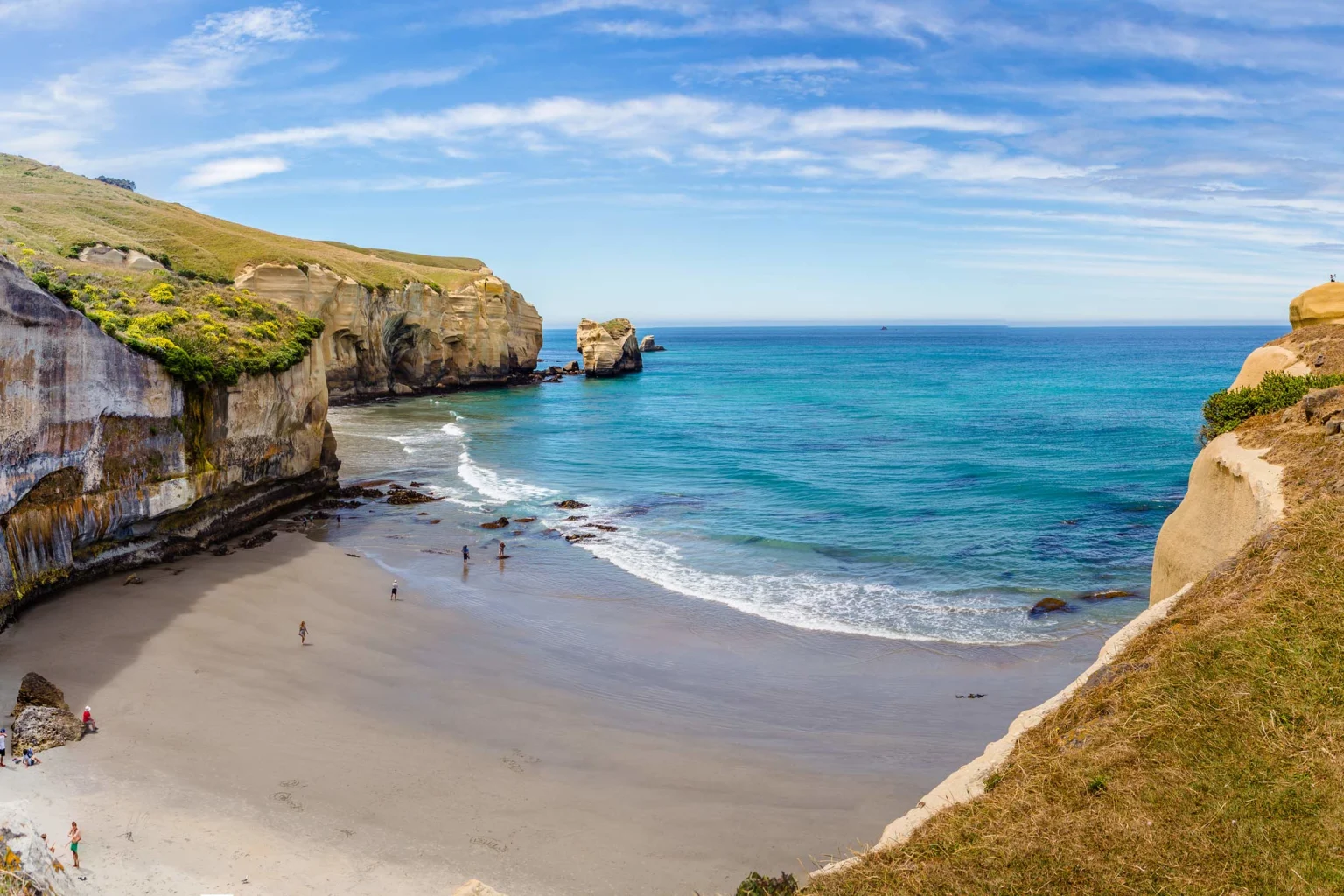 Dunedin, Invercargill & Stewart Island holidays