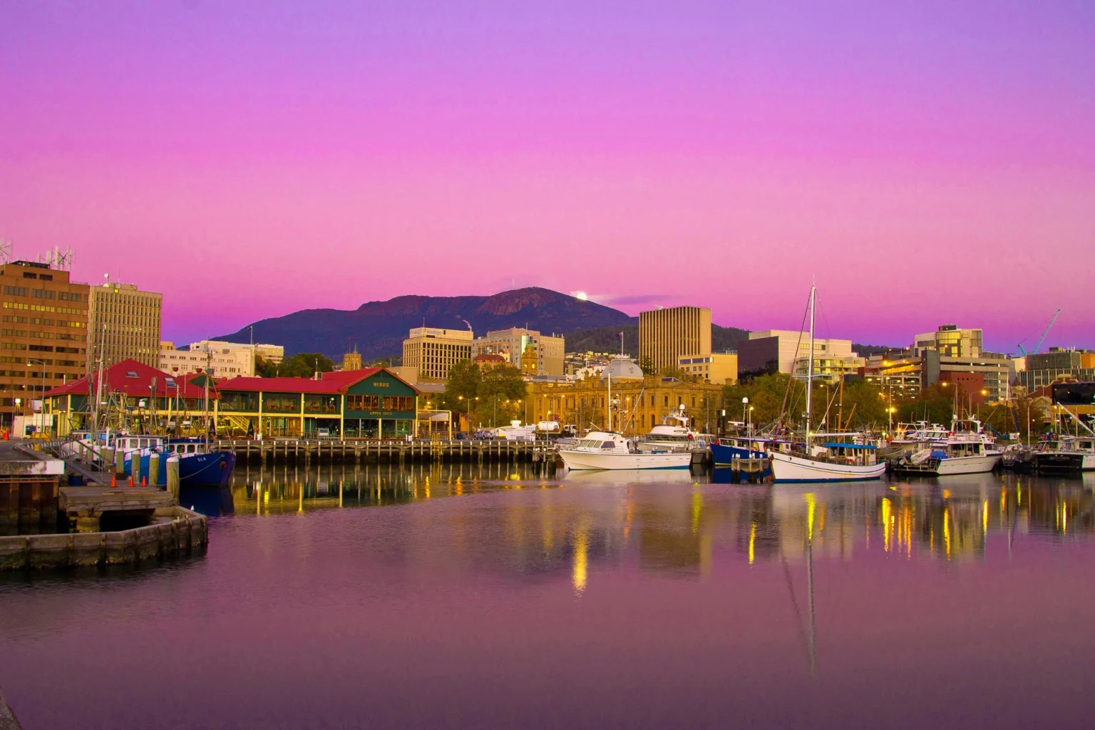 Hobart holidays