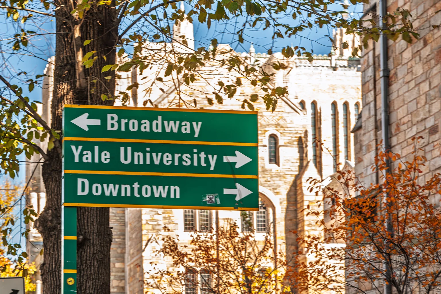 Yale sign CT