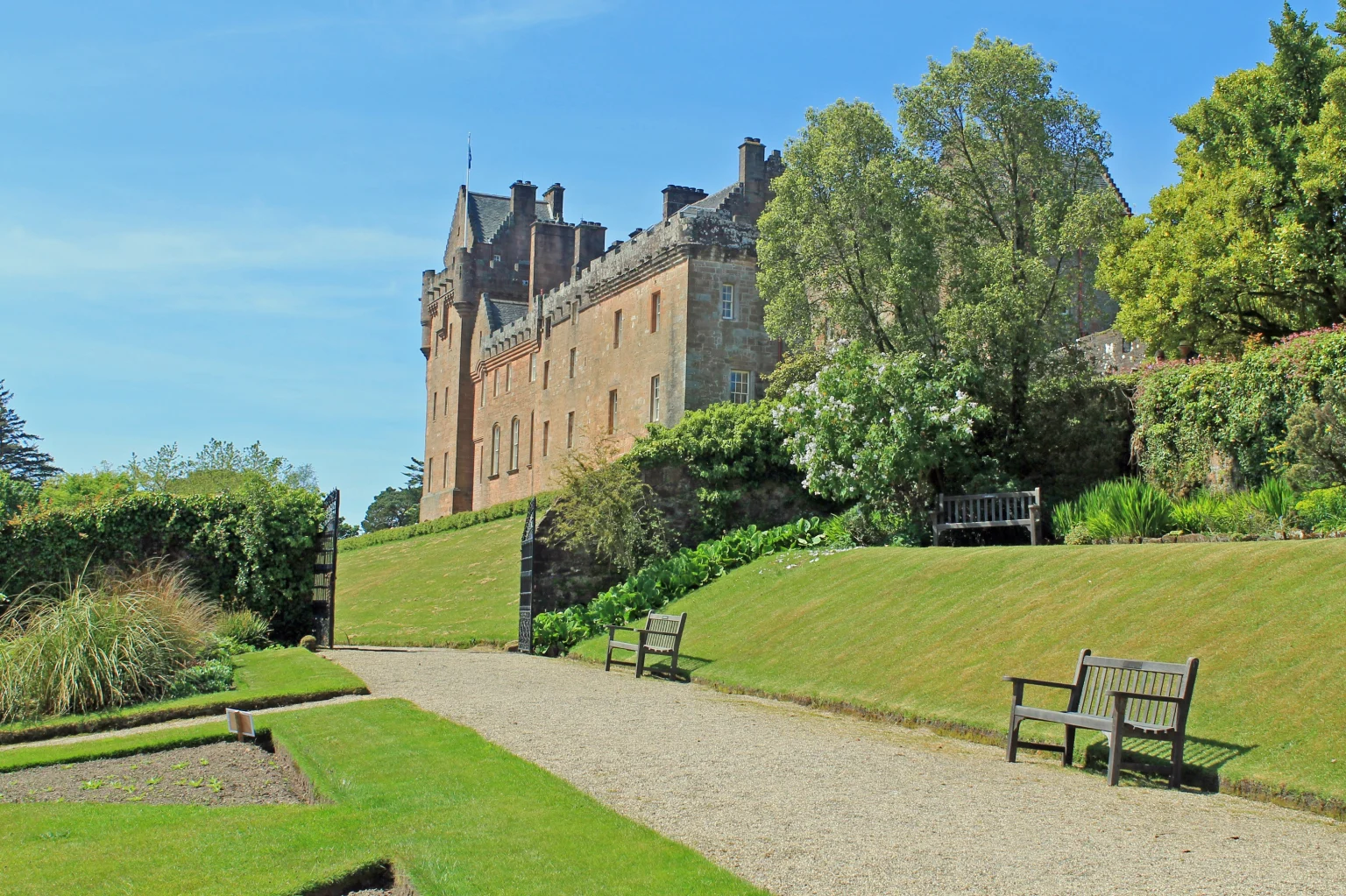 Brodick Castle arran