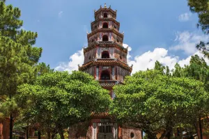 Hue holidays