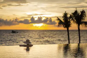 beach-resort-phu-quoc-pool