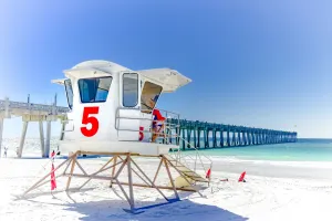 Pensacola hut