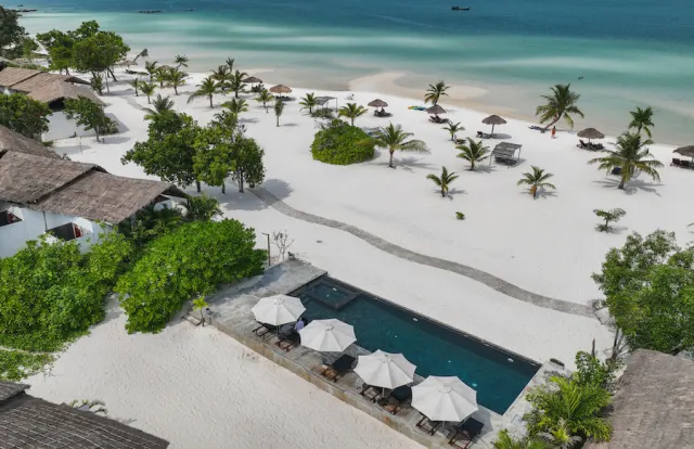 Beyond Angkor: Cambodia’s Cities, Temples & Beach