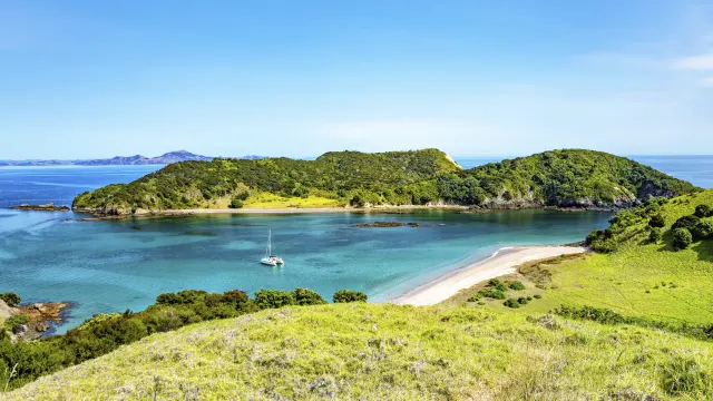 North & South Island Self-Drive Tour