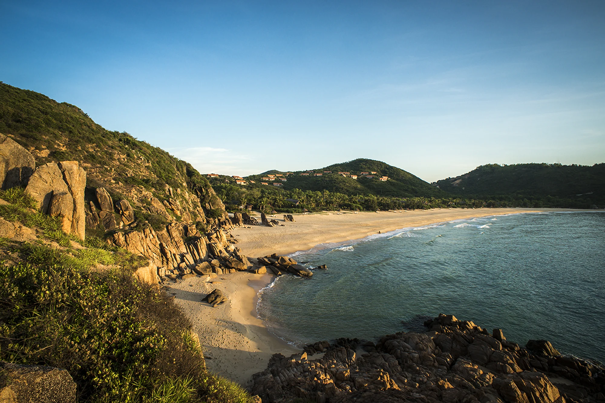 Quy Nhon &amp; Bai San Ho holidays