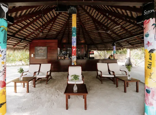 Adaaran Select Hudhuran Fushi Maldives