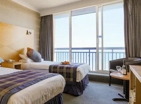 Seaviewtwinroom
