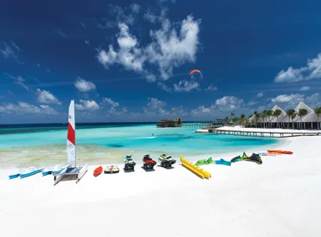 OZEN LIFE MAADHOO Water Sports