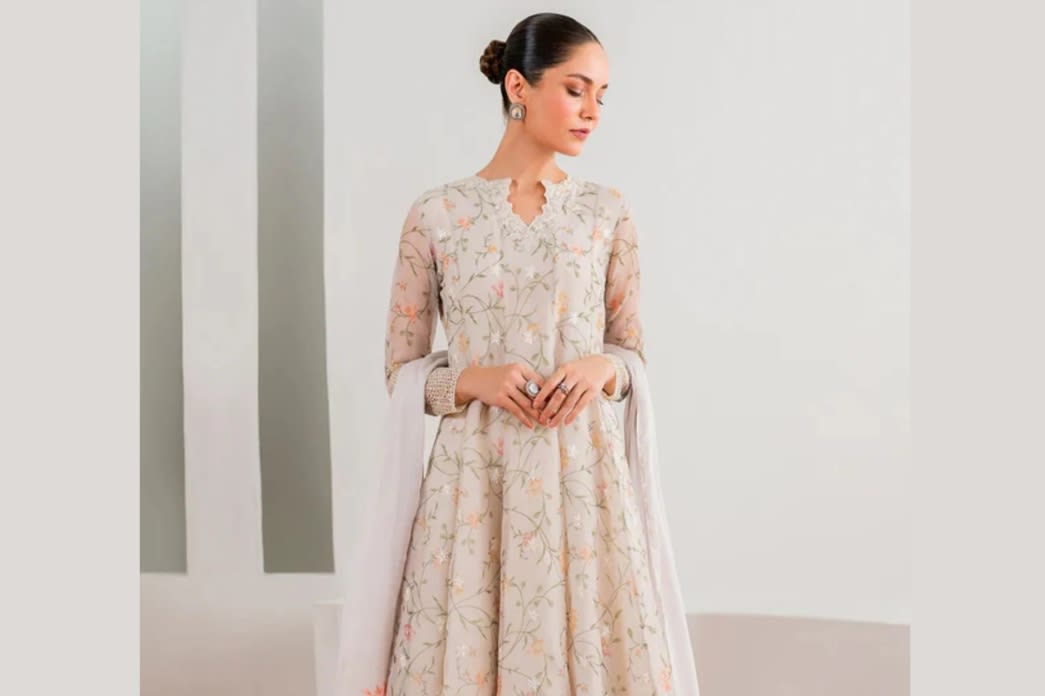 Reasons to Choose Pakistani Ready to Wear for Instant Style