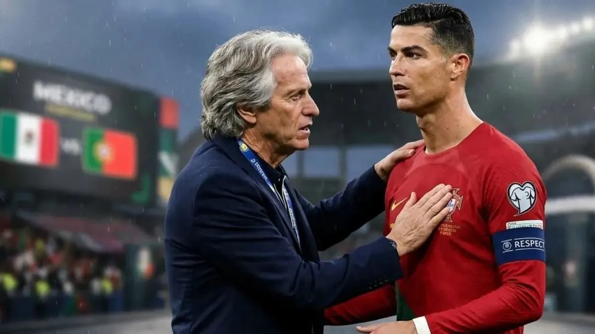 Cristiano Ronaldo and Portugal coach Jorge Jesus ahead of the Nations League match against Wales