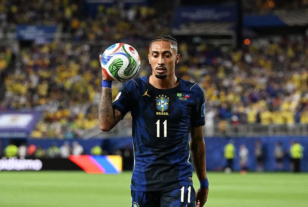Raphinha Injury Scare: Barcelona Star Leaves Brazil Camp With Thigh Problem