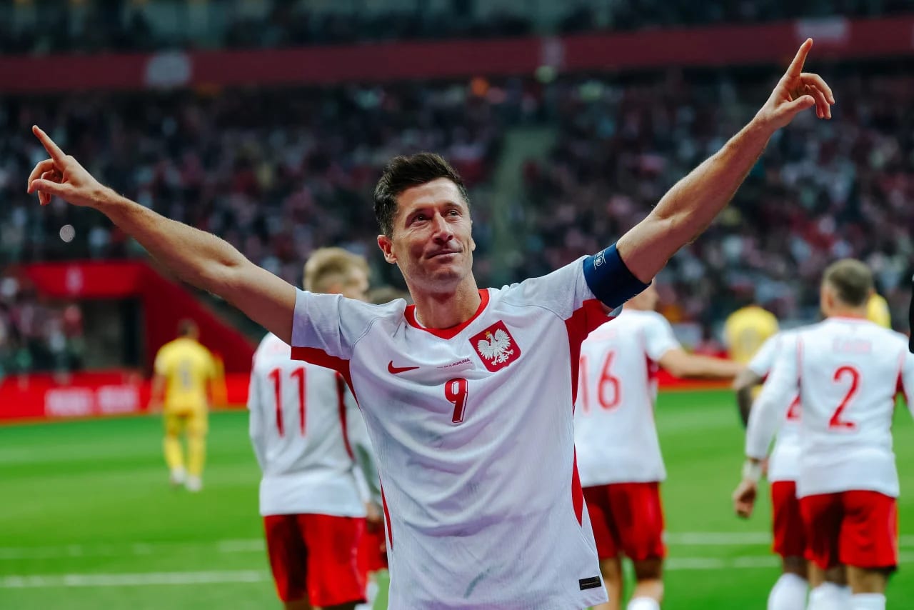 Lewandowski Hat-Trick Powers Poland to a Nations League Statement