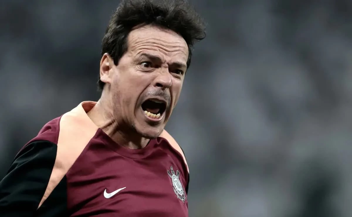 Diniz Sacked by Corinthians After Seven Straight Defeats