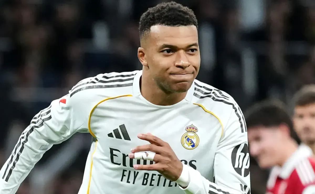Mourinho Defends Mbappé, Confirms Villarreal Start