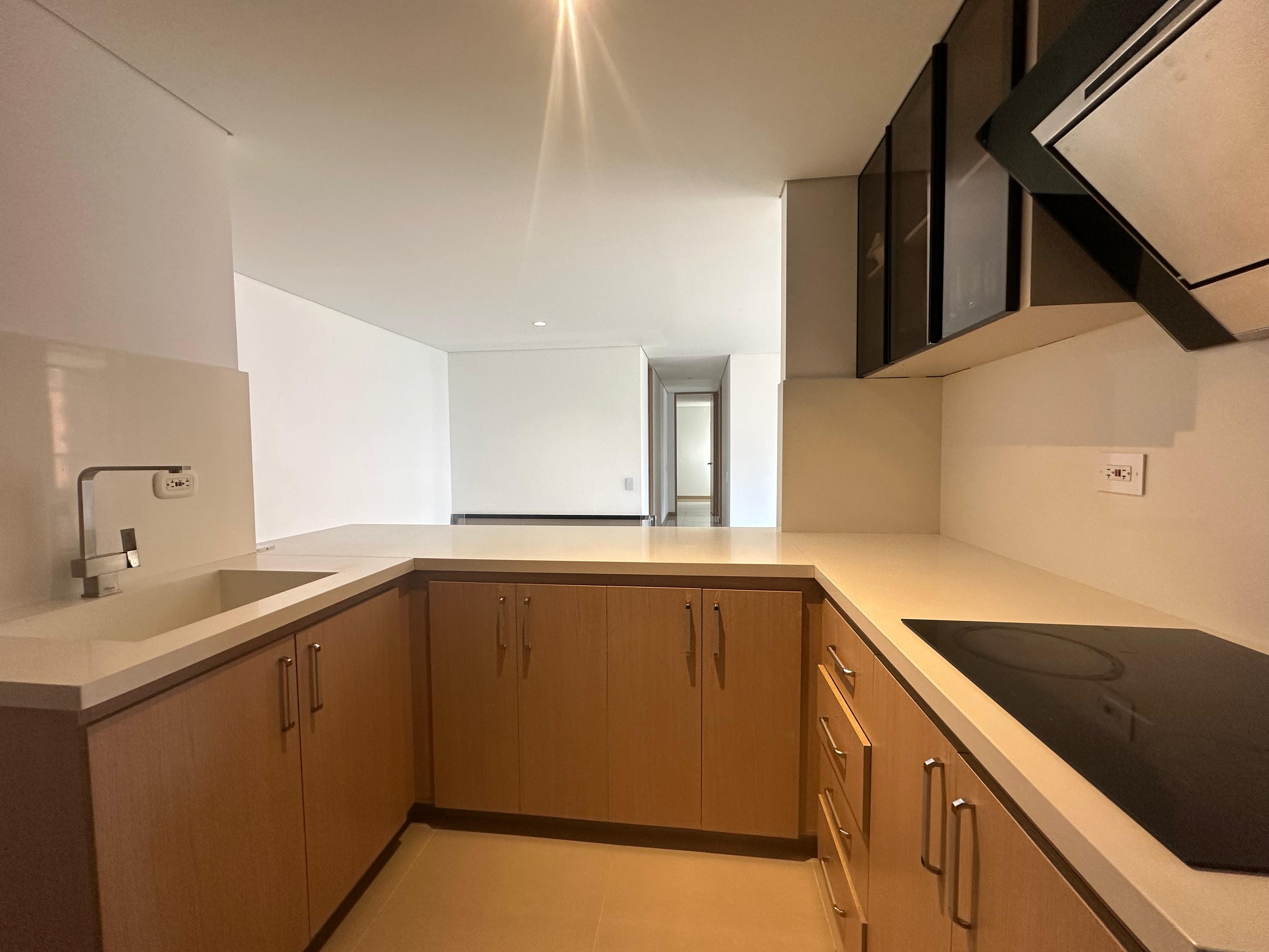 Venta de apartamento en San José, Sabaneta - 1
