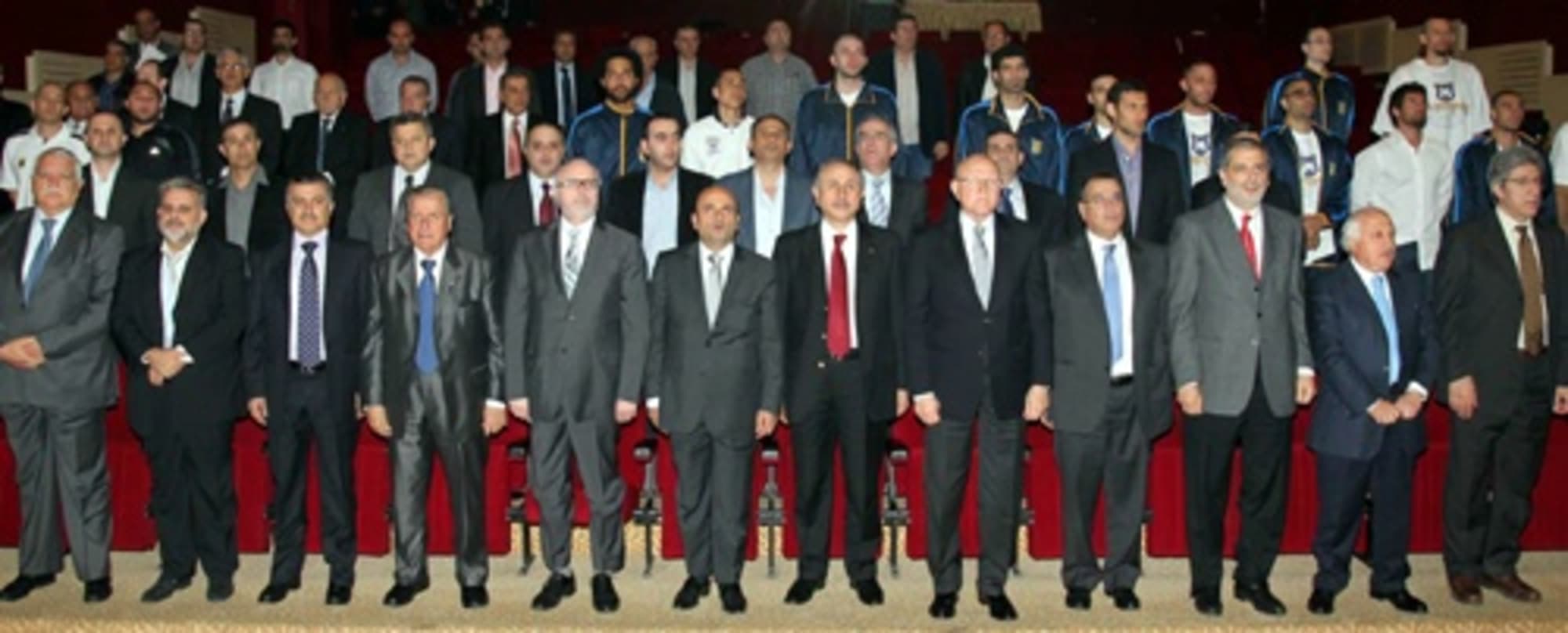 Waba Rqbbit WABA LEAGUE - Al Riyadi Beirut receive their WABA League trophy | FIBA ...