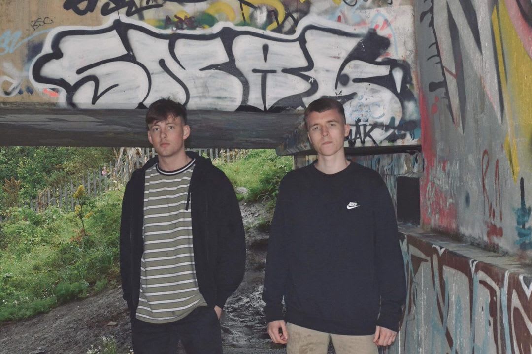 photo of sets lads