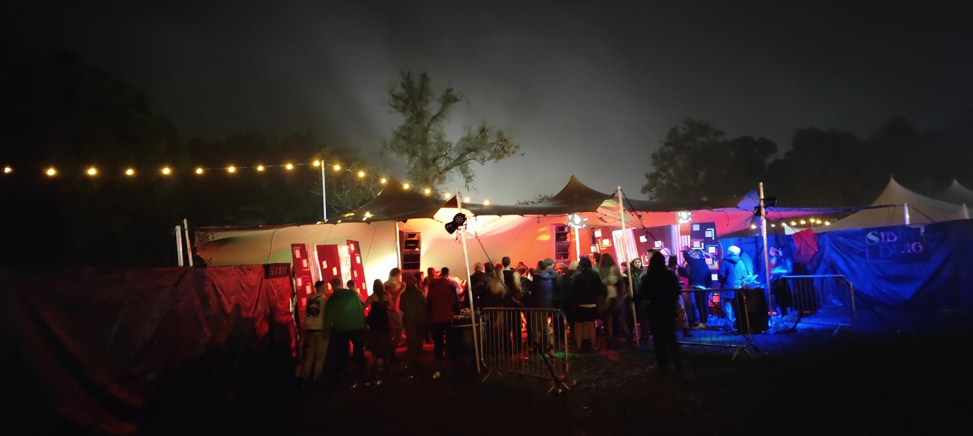 Síbín Beag stage in all it’s size