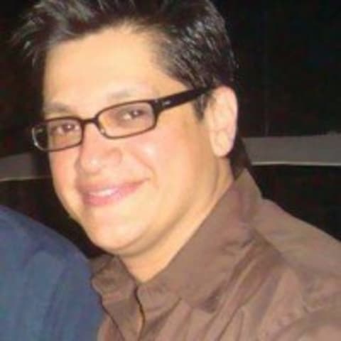 Profile photo of Julián B.