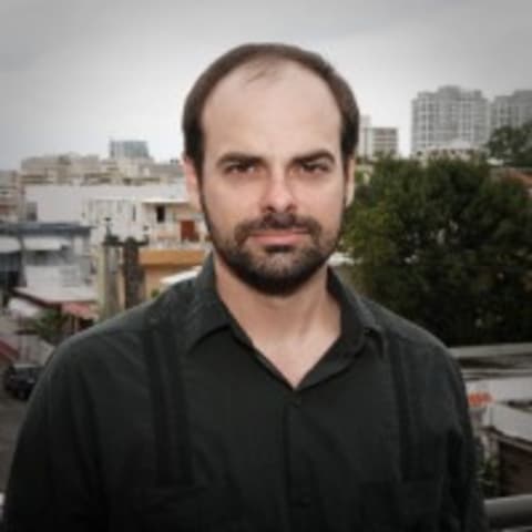 Profile photo of Luis T.