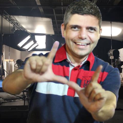 Profile photo of WESLEI V.