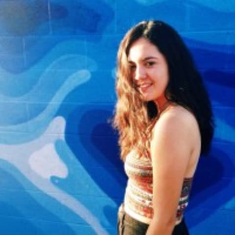 Profile photo of Vianka V.