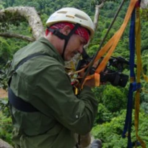 Profile photo of Fernando J.