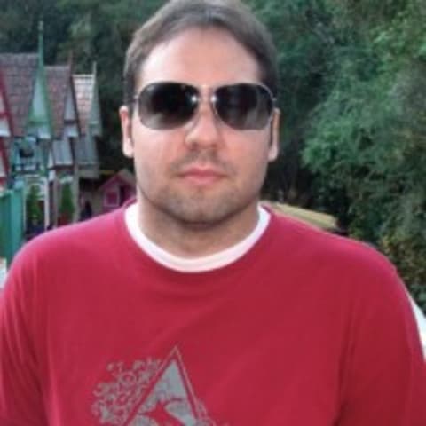 Profile photo of Alexandre V.