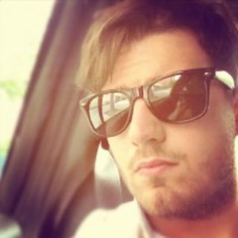 Profile photo of Nicholas R.