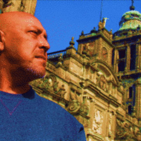 Profile photo of Víctor G.