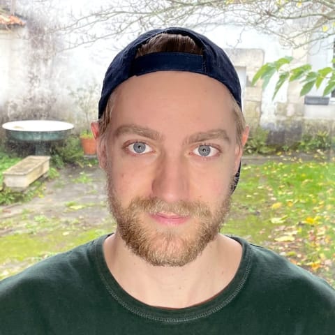 Profile photo of Hugo L.