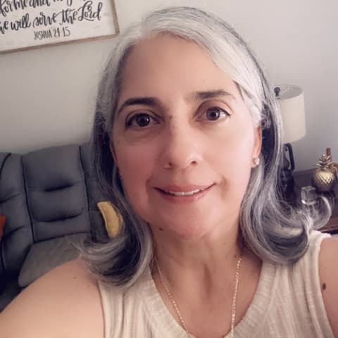 Profile photo of Iris B.
