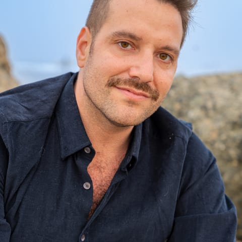 Profile photo of Ravi R.