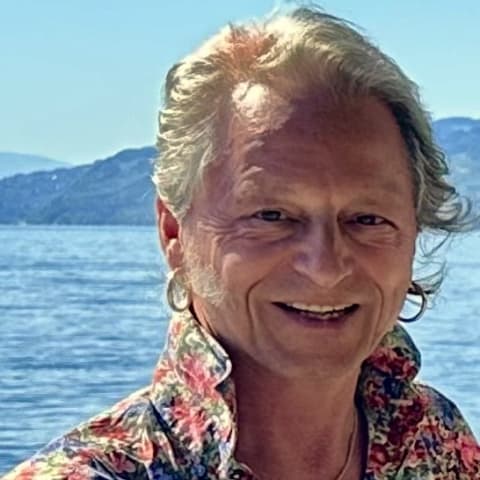 Profile photo of Tomi S.