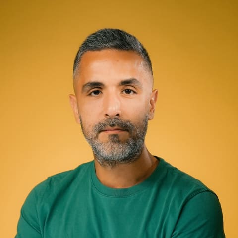 Profile photo of Oscar C.