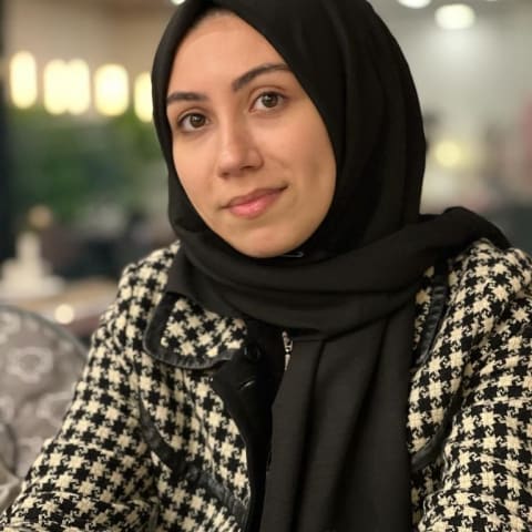 Profile photo of Zehra K.