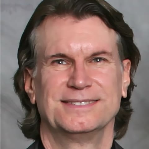 Profile photo of L.E. M.